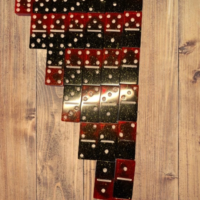 Dominoes: Professional Size