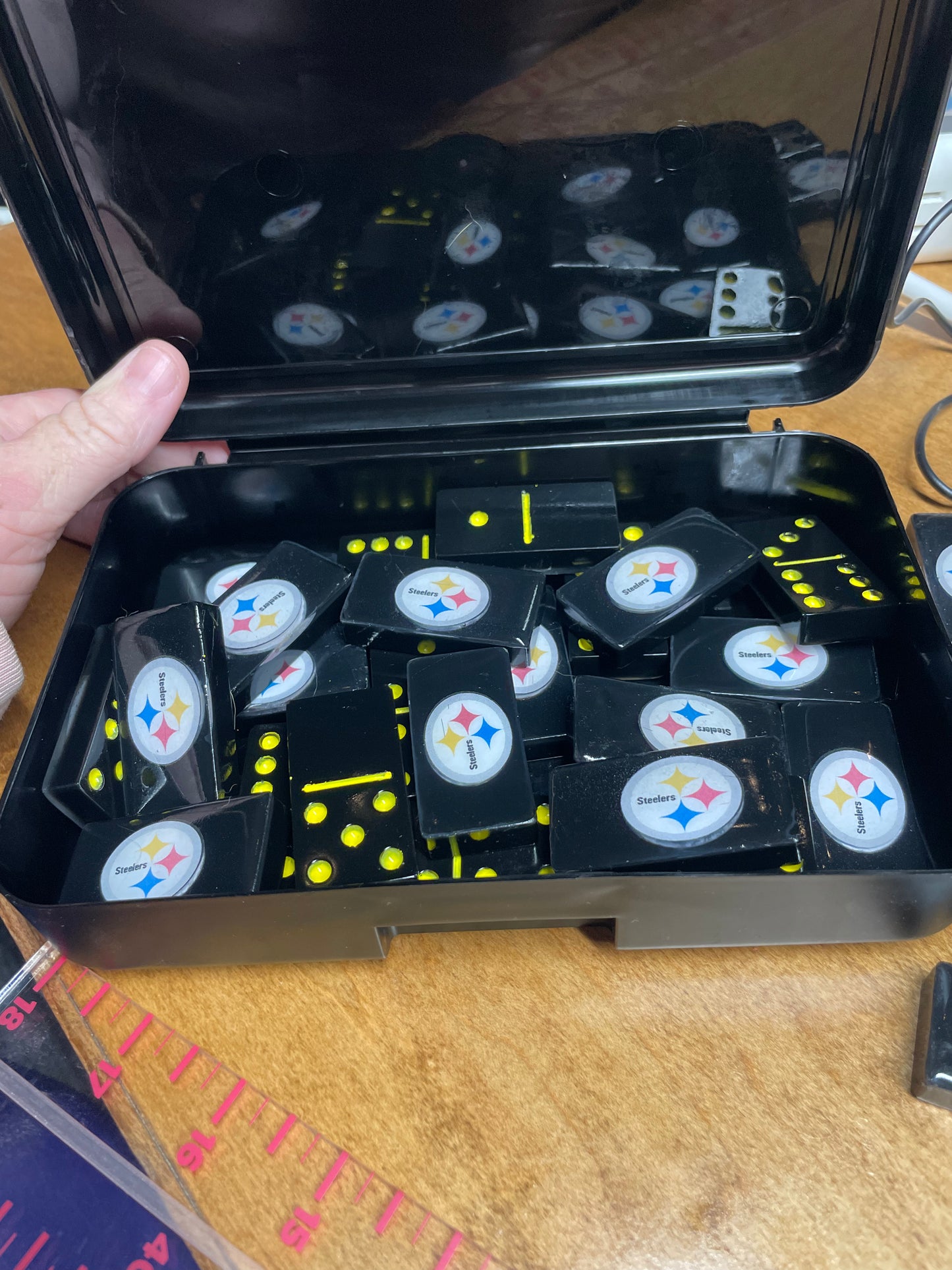 Dominoes: Professional Size